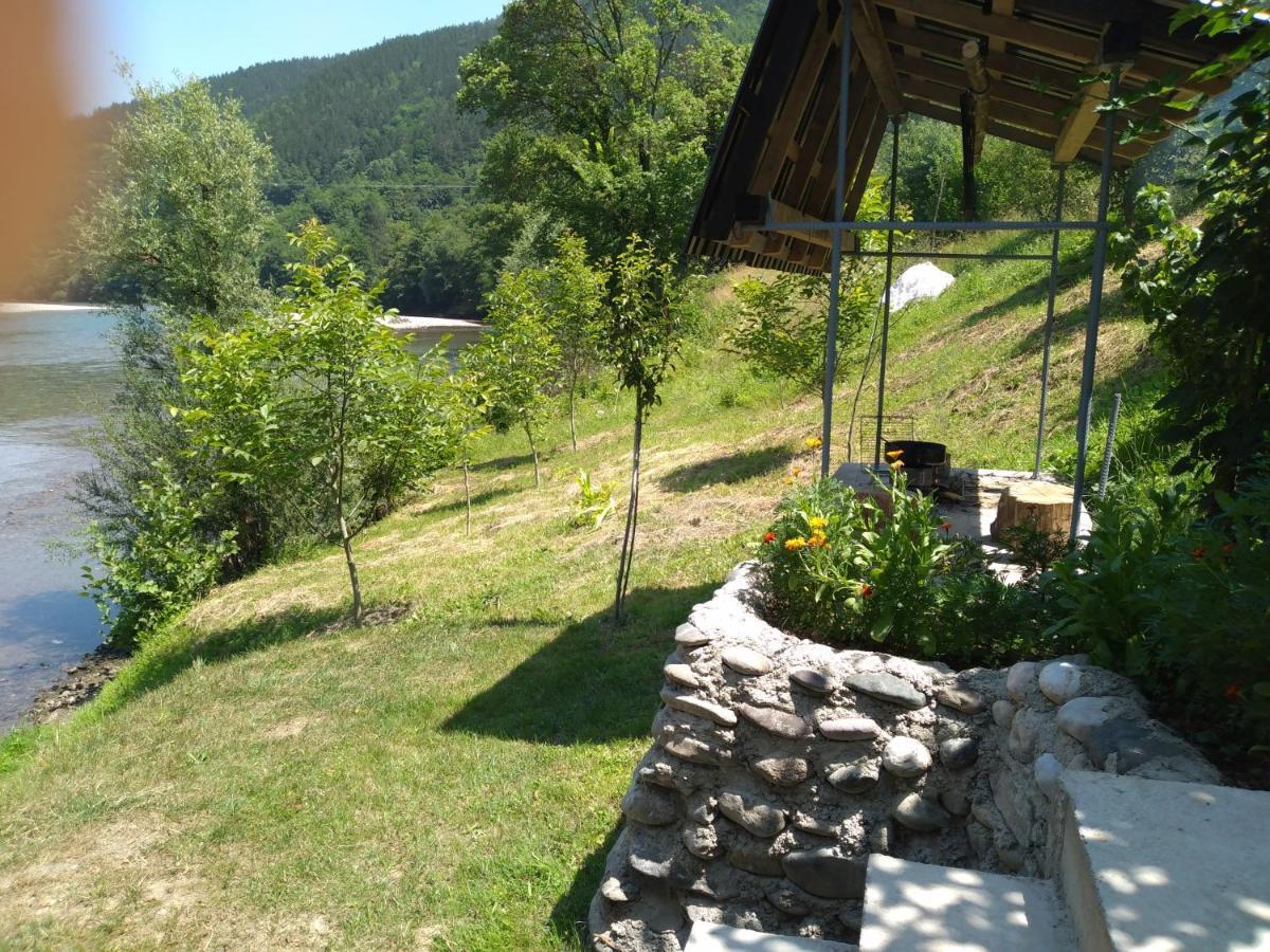 Prenociste Na Drini Foca Bed and Breakfast Exteriör bild